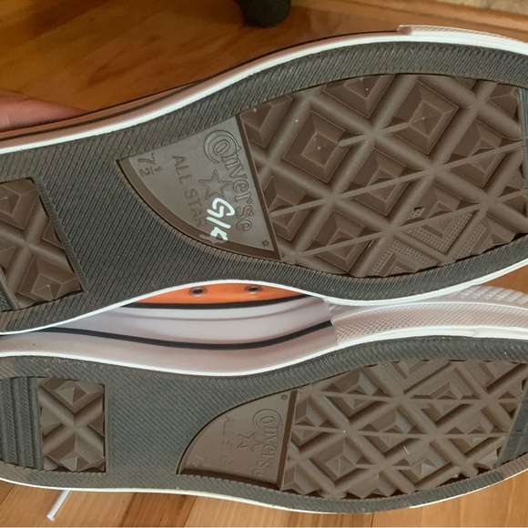Converse chuck taylor orange 🍊 shoe - Picture 8 of 8